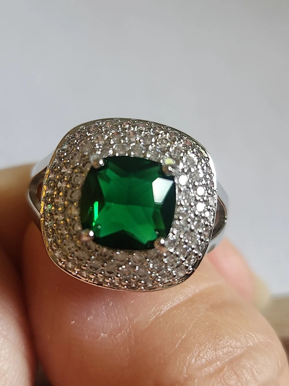 New 925 Silver Cushion Cut Emerald Diamond Adjustable Ring